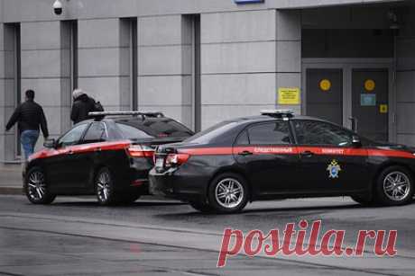 Россиянина отправили в психбольницу за изнасилование ребенка и убийство девушки. В Тульской области 53-летнего жителя Белева отправили на принудительное лечение в психиатрическую больницу по делу об убийстве девушки, изнасиловании ребенка и насильственных действиях сексуального характера. По данным следствия, в июле 2002 года в Белеве фигурант надругался над 18-летней девушкой и убил ее.