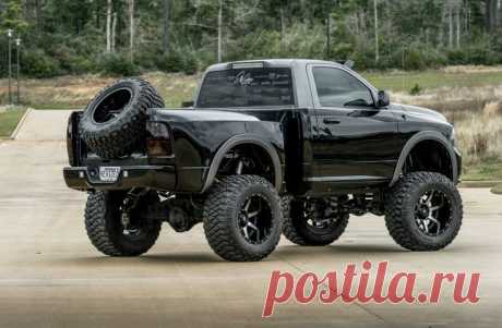 Dodge Ram 1500.