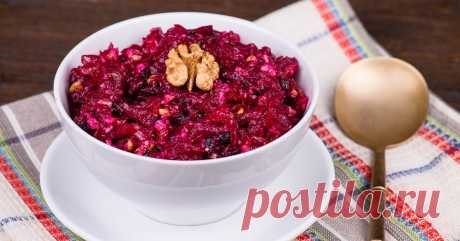 Двенадцать салатов с черносливом Необычные сочетания вкусов.