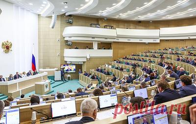 Совфед одобрил закон о пересмотре зачета срока службы для дезертиров. Законом также расширяется перечень уволенных со службы контрактников, обязанных компенсировать затраты на их военную подготовку