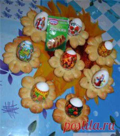 Академия кулинарного искусства Dr. Oetker / Рецепты / Пасхальные булочки-подставки