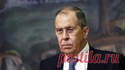 Лавров: Запад должен вернуть присвоенные активы Афганистана и снять санкции. Странам Запада необходимо признать ответственность за постконфликтное восстановление Афганистана, вернуть незаконно присвоенные активы Кабула и отказаться от введённых в отношении исламской республики рестрикций. Читать далее