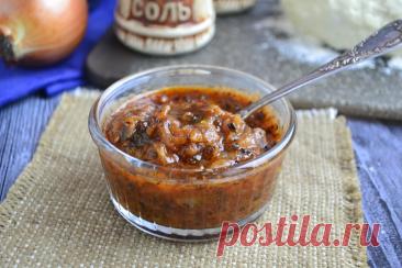 Рецепт соуса из томатной пасты для пиццы Этот домашний соус из томатной пасты идеально подходит для пиццы и макарон. Он готовится быстро и просто, а вкус получается насыщенным и ароматным. Попробуйте его, и вы больше не захотите использовать магазинные соусы!