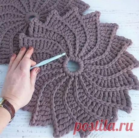 Подставка под горячее. Крючок.