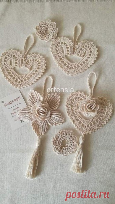 ​Вязаные сердечки