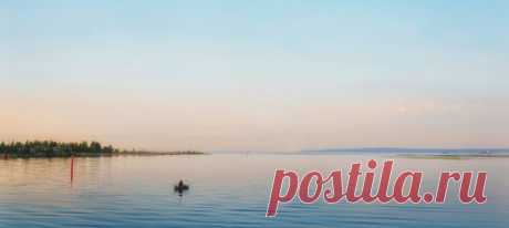 «В 2008 году вожан внесли в Единый перечень коренных малочисленных народов. Показалось было, что испытания народа остались позади: возрождаются культура, промыслы, язык. Но очень быстро стало ясно: все совсем не так безоблачно». Когда-то их выслали из Ленинградской области, потом последовал запрет на язык. Сегодня от некогда многочисленной народности вожан осталось лишь несколько человек. Их истории – в нашей новой статье. #NGЛонгрид@natgeoru