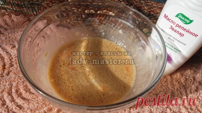 Укрепляющая маска для ломких волос, склонных к выпадению с дрожжами и репейным маслом