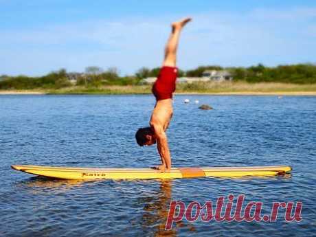 ▶ Paddle Board Yoga by Equinox - YouTube