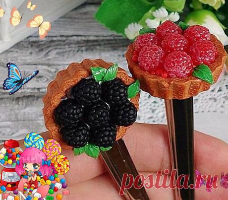 Teaspoon of polymer clay handmade, Sweet teaspoon tasty spoon sweet spoon decorated spoon funny gift This funny spoon is for your favorite desserts, enjoy not only the taste, but also the appearance For example for ice-cream, cake, pie... You can make your tea party fabulous- surprise your guests with creative handmade spoons You can use spoons for eating These spoons can be washed(except dishwasher)  Price is for one spoon