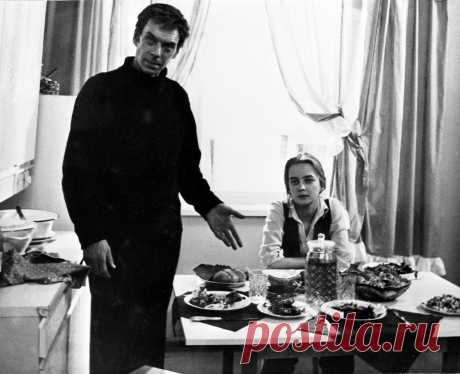Меньшова попрощалась с отцом цитатой из фильма Любовь и голуби - Кино Mail.ru