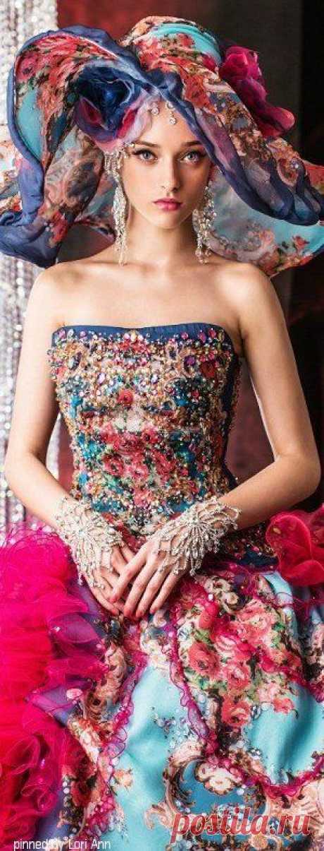 Найдено на сайте stella-dress.jp.