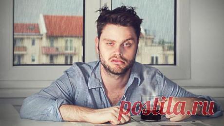 Почему с похмелья хочется секса? Утреннее похмелье: что происходит в организме Утром после бурной вечеринки с большим количеством выпитого алкоголя у мужчин возникает безудержное желание заняться сексом. Каждый, кто хоть раз хорошо напивался, знаком с этим состоянием. А вот у женщин при похмельном синдроме подобного желания, как правило, не появляется. Более того, они будут далеко не в восторге от интимной близости в таком состоянии. Но с мужчинами всё наоборот. В этой ста...