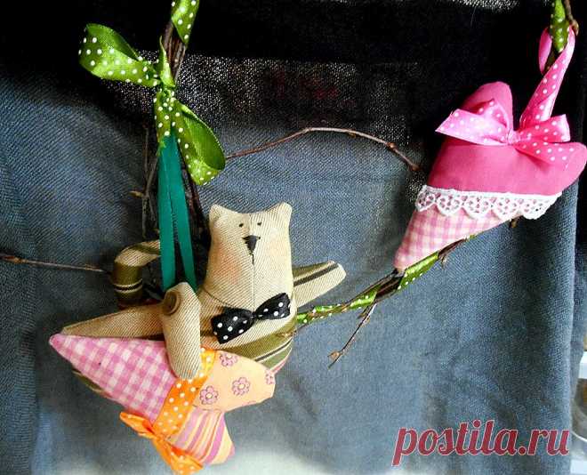 Летающий кот-мечтатель в венке