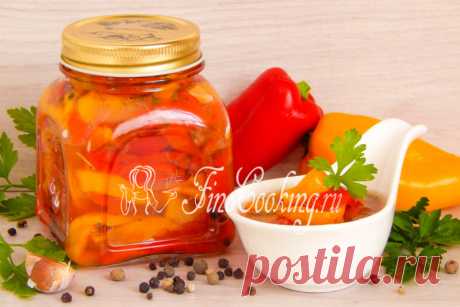 Печеный перец на зиму Невероятно ароматный, насыщенный, красивый и вкусный печеный перец на зиму точно понравится любителям пикантных холодных закусок.