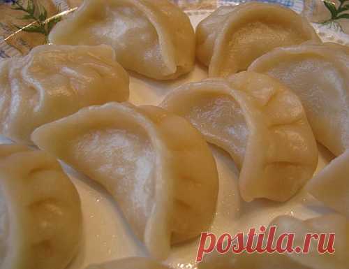 ПОСТНЫЕ ВАРЕНИКИ С СЫРОЙ КАРТОШКОЙ