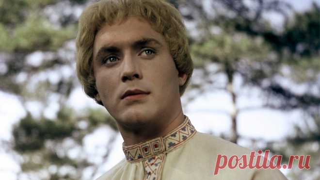 Эдуард Изотов, 11 ноября, 1936
 • 8 марта 2003