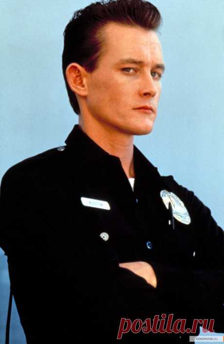 Роберт Патрик