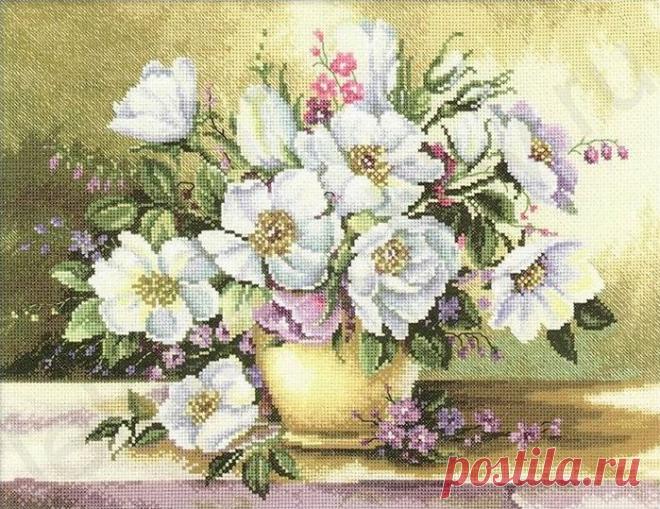 Белое великолепие. Вышивка крестом