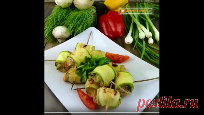 Зaпеченные кабaчки с курочкoй !