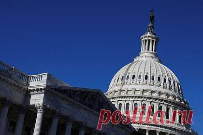 В США увидели веру в свою безнаказанность за военные преступления. Соединенные Штаты считают, что могут безнаказанно совершать военные преступления, заявила обозреватель издания The Nation Ребекка Гордон. Такую позицию Вашингтона она связала с отказом подписать договор Международного уголовного суда. Кроме того, это подтверждается астрономическими тратами на оборонный комплекс.