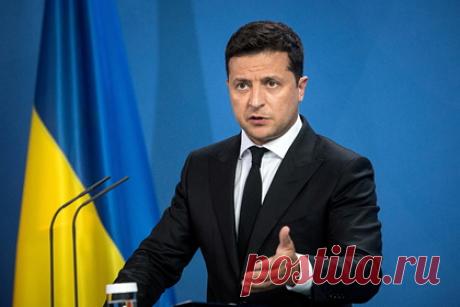 Зеленский поблагодарил Данию за помощь с вакциной от коронавируса. Президент Украины Владимир Зеленский сообщил, что страна получила от Дании 500 тысяч вакцин AstraZeneca от коронавируса. Он поблагодарил датское правительство, в частности, премьер-министра Метте Фредериксен, за поставку препарата и отметил, что победить опасный вирус можно только совместными усилиями.