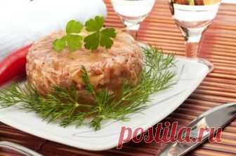 👌 Простой рецепт праздничного холодца, рецепты с фото Вкусный рецепт Простой рецепт праздничного холодца, пошаговый, с фото и отзывами 👍 Блюда из курицы, Блюда из говядины, Блюда из свинины, Холодец, Блюда с луком, Блюда с чесноком, Имбирь