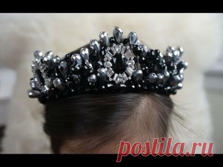 DIY Black and Silver Crown