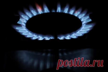 Перечислены последствия возможного отказа от российского газа для Европы. Подорожание газа в Европе может привести не только к росту цен на коммунальные платежи, но и снижению заработка и сокращению рабочих мест, считает эксперт Фонда Национальной энергетической безопасности (ФНЭБ) и Финансового университета при правительстве РФ Станислав Митрахович. Своим мнением он поделился с «Лентой.ру».