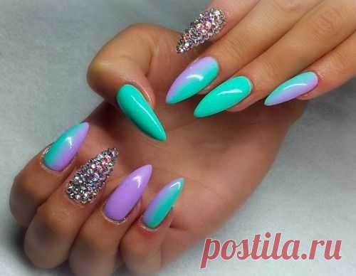 Stiletto nails
