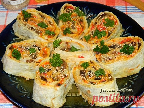 👌 Рулеты с баклажанами, рецепты с фото Вкусный рецепт Рулеты с баклажанами, пошаговый, с фото и отзывами 👍 Рецепт рулета, Блюда из лаваша, Закуски для фуршета, Холодные закуски, Блюда из яиц, Рецепты с баклажанами, Блюда из моркови