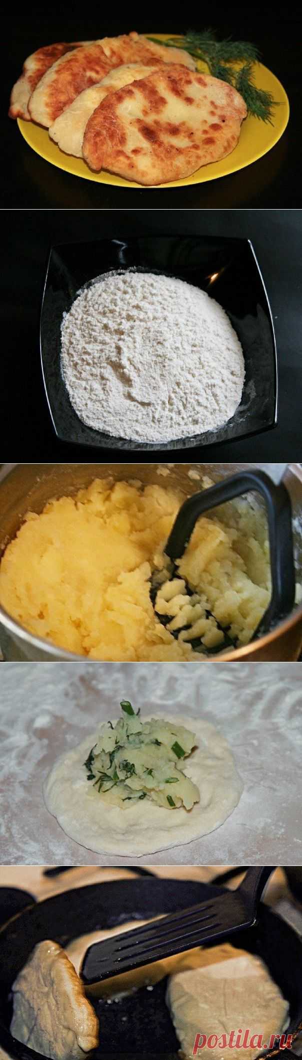 Потрясающе вкусные пирожки-лепешки с картошкой и сыром

Готовим лепешки с картошкой и сыром.