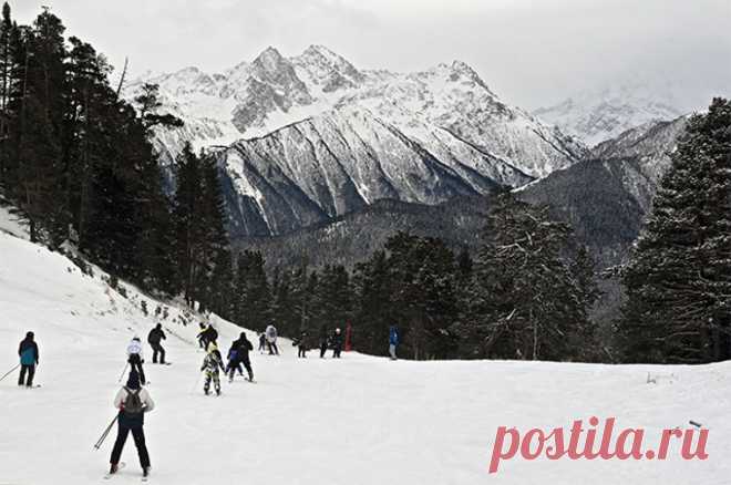 Зимняя сказка. Портал Russia.Travel подготовил 60 маршрутов для отдыха в РФ. Города России, куда стоит поехать на зимний отдых.