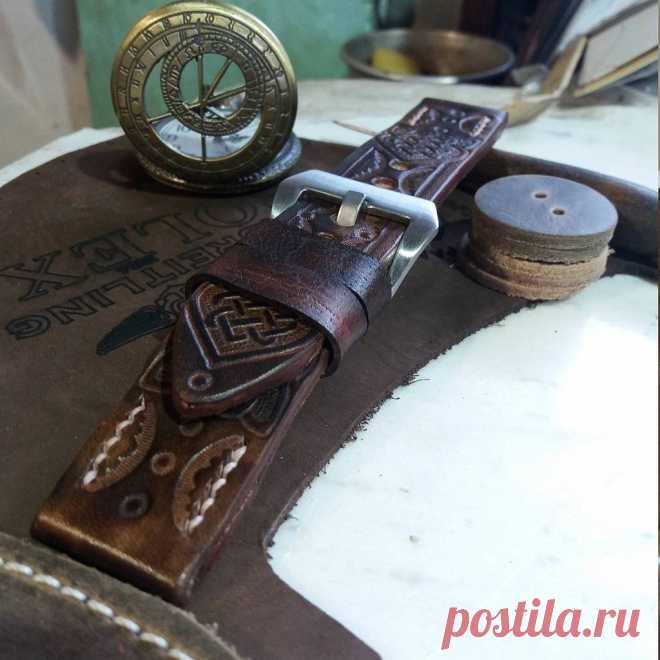 Brown Leather Watch Strap Horween for Men – GORIANI