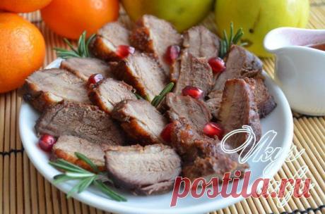 Утиная грудка, запеченная в духовке – новогодний рецепт