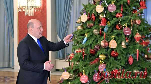 Мишустин исполнил мечту девочки из Астрахани побывать на шоколадной фабрике