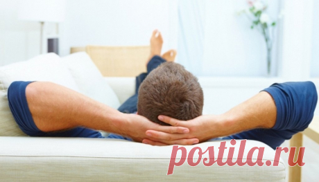 Знаменитый немецкий медик сделал сенсационное открытие: фитнес и спорт только укорачивают наш век Лень и праздность – залог здоровья, – считает Петер Акст. Что за бред сивой кобылы, наверняка скажет продвинутый читатель...