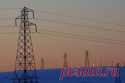 Британцам выплатят вознаграждение в обмен на сокращение энергопотребления. Домохозяйствам в Великобритании, которые сократят потребление электроэнергии, выплатят денежные вознаграждения, пишет The Sun со ссылкой на заявление компании-оператора National Grid. Особый режим энергосбережения начнет действовать в понедельник.