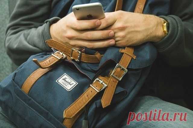 Почему никому нельзя давать свой телефон? На примере реальных историй, произошедших с нашими соотечественниками, рассказываем, почему нельзя давать свой смартфон третьим лицам.