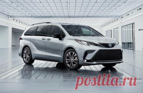Toyota Sienna 25th Anniversary Edition 2023: салон, цена, техника, фото
