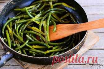 Чесночные стрелки – 4 самых вкусных рецепта 👍 Чесночные стрелки – не бросовый материал, а ценнейший продукт, из них можно готовить гарниры, супы.