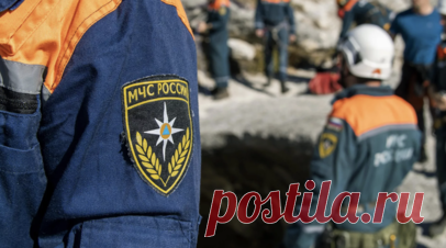 В Ростовской области в зоне повреждённых домов после атаки БПЛА ввели режим ЧС. В зоне повреждения жилых домов в Миллеровском районе Ростовской области ввели режим ЧС после атаки БПЛА Вооружённых сил Украины, сообщил глава районной администрации Олег Коваленко. Читать далее