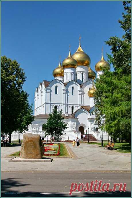 © Михаил Кобрин.‎  Путешествуя по России - Ярославль  /  Фотопутешествия   |   Facebook