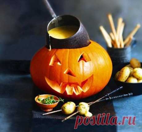 Страшно вкусно: Сырное фондю в тыкве на Хэллоуин