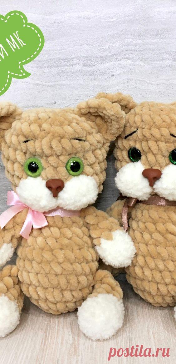 Плюшевый котёнок крючком.