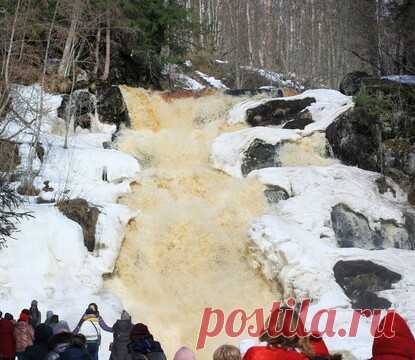 В Карелию из Санкт-Петербурга «Сафари по карельским водопадам и поиск сокровищ» — Туту Приключения Отправляйся в интересную, познавательную и завораживающую поездку — В Карелию из Санкт-Петербурга «Сафари по карельским водопадам и поиск сокровищ». И пусть все дела подождут.