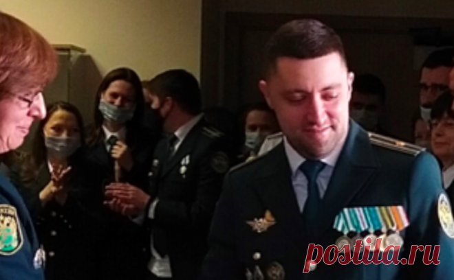 Главу информационного управления ФТС арестовали на два месяца. Басманный суд арестовал начальника Центрального информационно-технического таможенного управления Федеральной таможенной службы (ФТС) Дмитрия Васильева до 26 марта, сообщили РБК в суде.