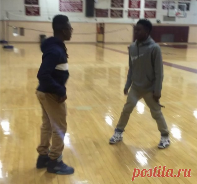 Придуманный школьниками танец покорил соцсети (видео) - Новости - Дети Mail.Ru