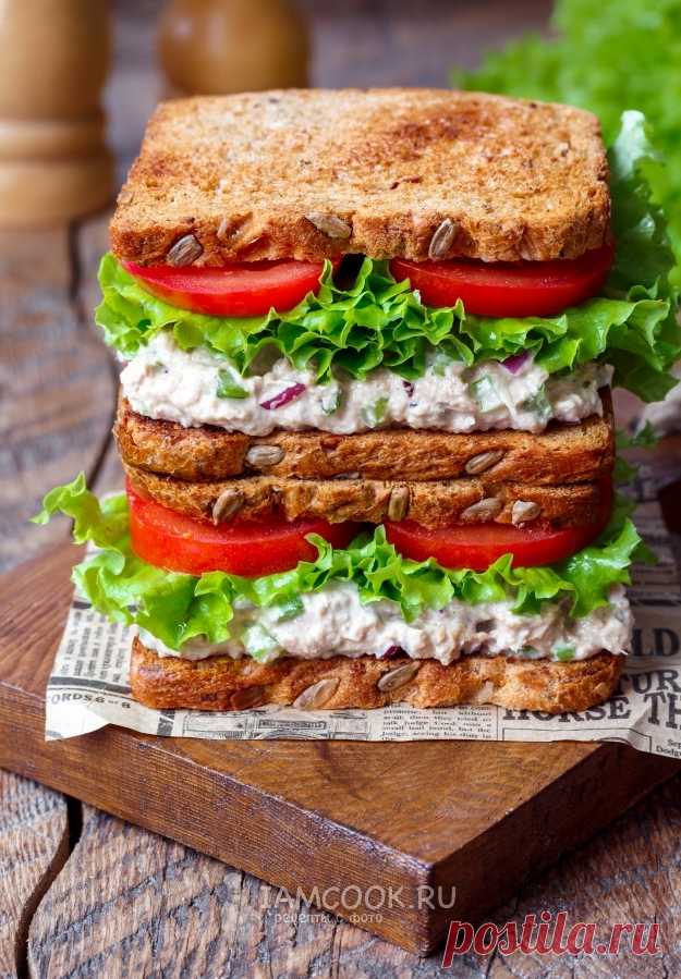Бутерброды с тунцом и сельдереем — рецепт с фото пошагово. Вкусные, сытные и быстрые в приготовлении бутерброды с консервированным тунцом, овощами и свежей зеленью выручат в любое время года. Эти бутерброды универсальны, могут стать отличным началом дня или украсить праздничный стол.