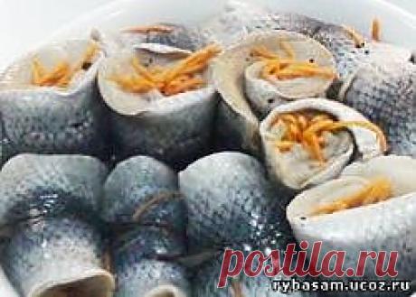 Рулеты из селедки.
