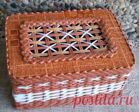 Плетение из газет. Мастер-класс на крышку с цветным узором из трубочек.
